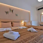 Aigli Apartament *